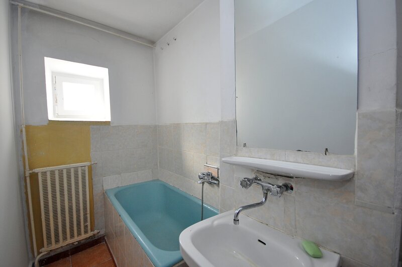 Militari 3 min. metrou Lujerului garsoniera 40 mp decomandata bloc din 1989